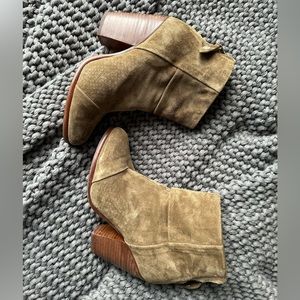 Rag & Bone Classic Newbury Mineral Green Suede Ankle Boots